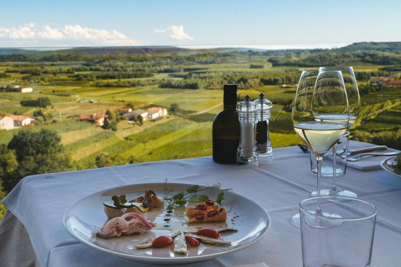 Hotel Buzinel Estate Dobrovo Zewnętrze zdjęcie